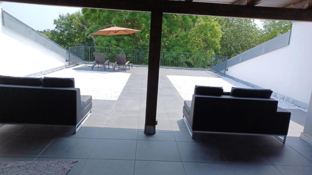 Ferienwohnung Mit Kamin Und Traumhafter Dachterrasse Mit Weitblick In Die Natur Neu Gaarz Екстериор снимка